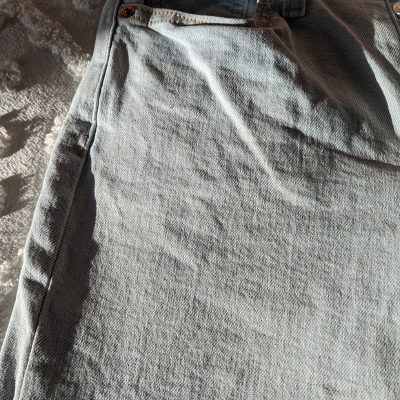 Levi's lightwash jeans Wedgie - Picture 6 of 6